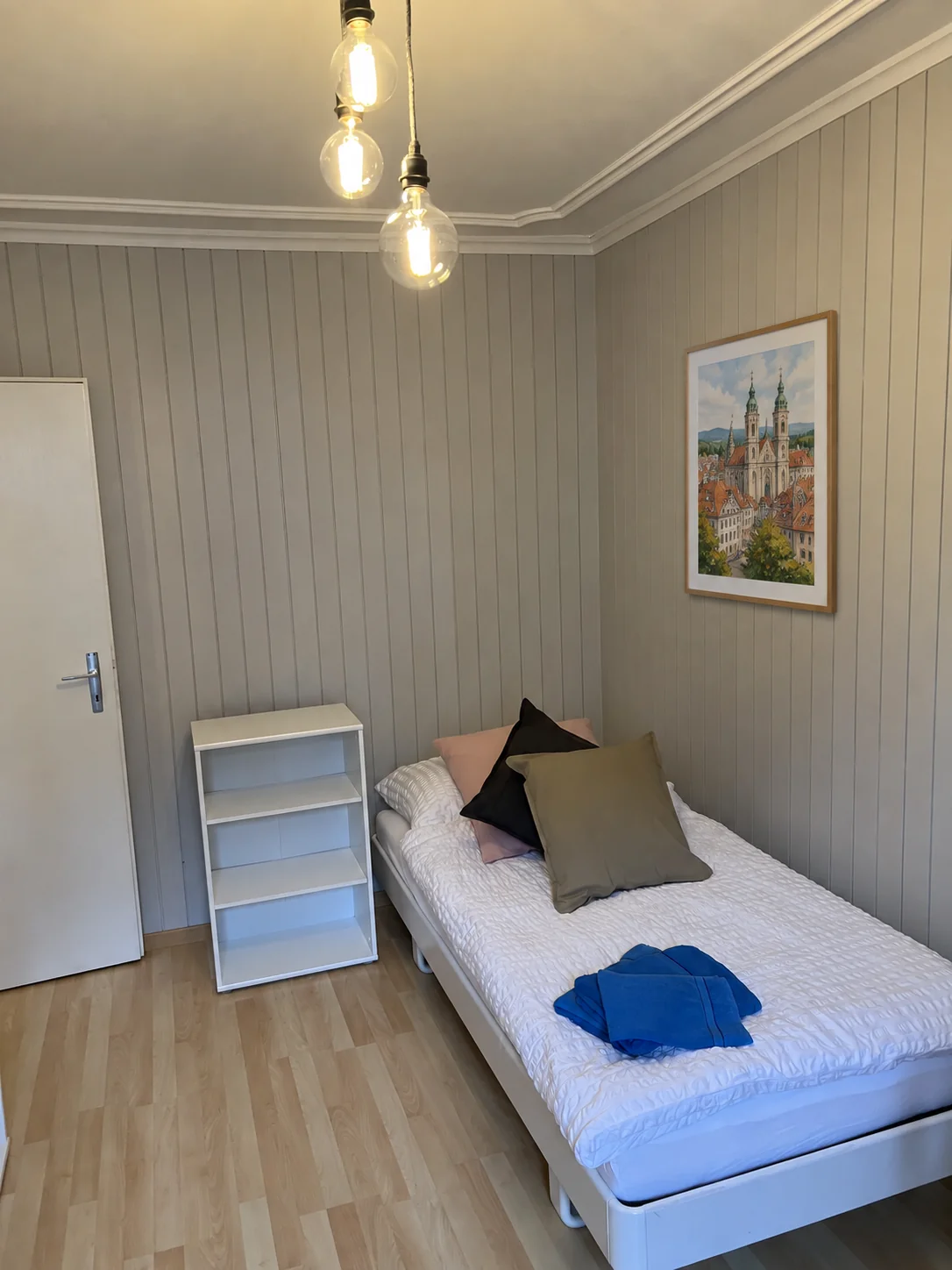 Schlafzimmer 1 – 4-Zimmer Wohnung im 2. OG