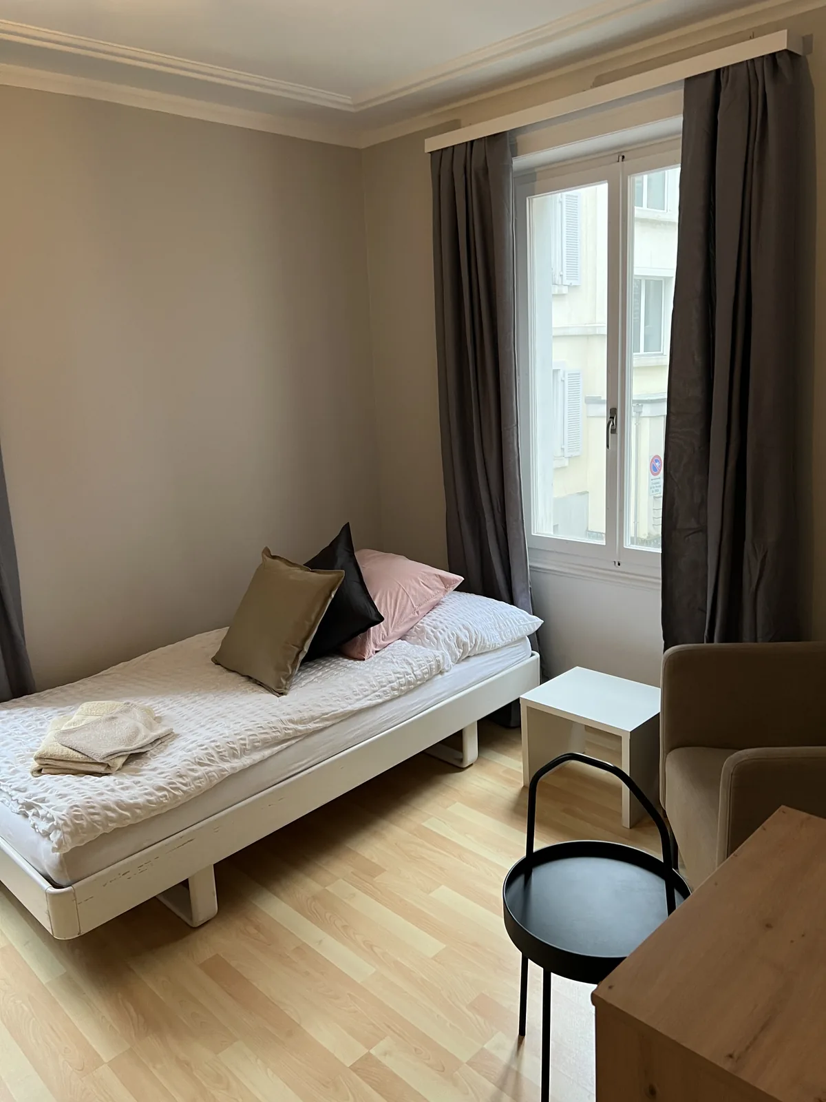 Schlafzimmer 2 – 4-Zimmer Wohnung im 2. OG