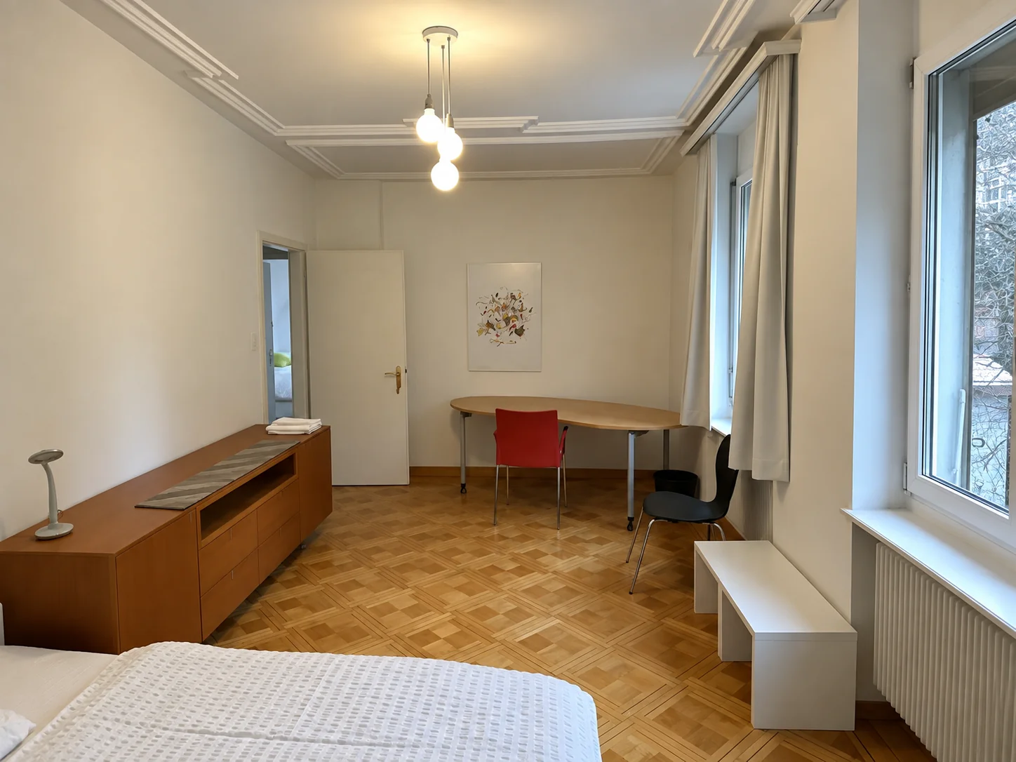 Schlafzimmer West – 6-Zimmer Wohnung im 2. OG (DG)